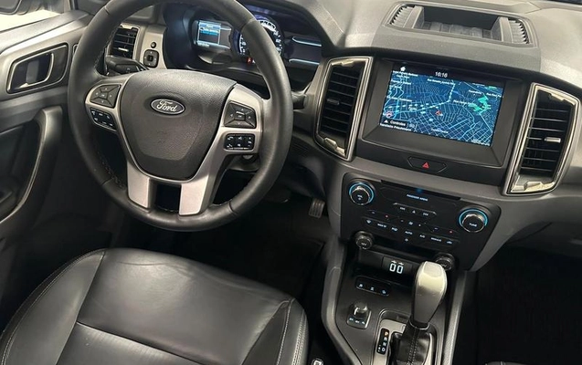 imagem-https://www.socarrao.com.br/sc-vehicle-images-prod/47935/1787599650413-7642107_7_B_7f0fcf2be3.jpeg