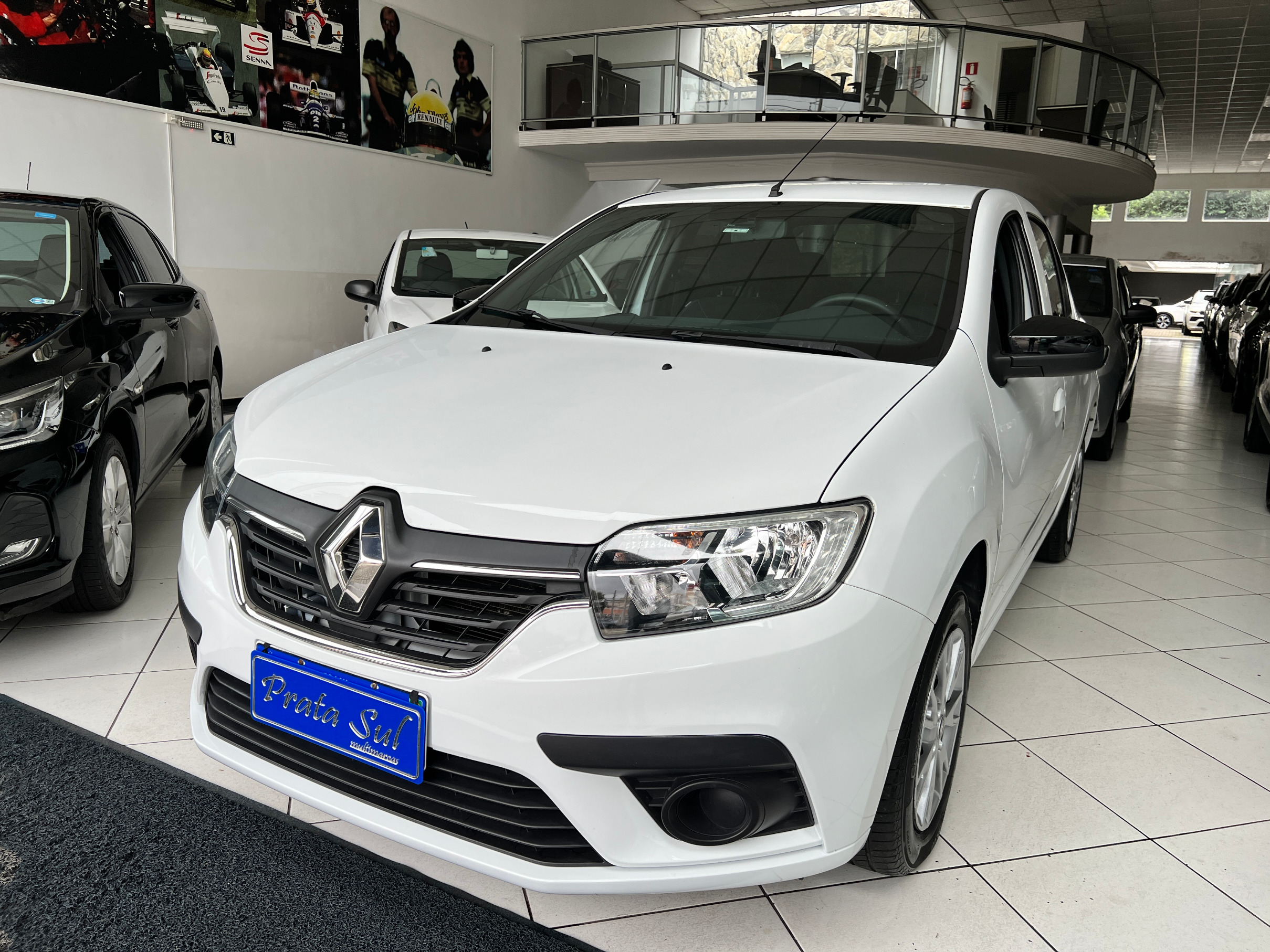 Renault Logan Zen Flex 1.0 12V 4p Mec. na cor Branco em Curitiba / PR - 47990