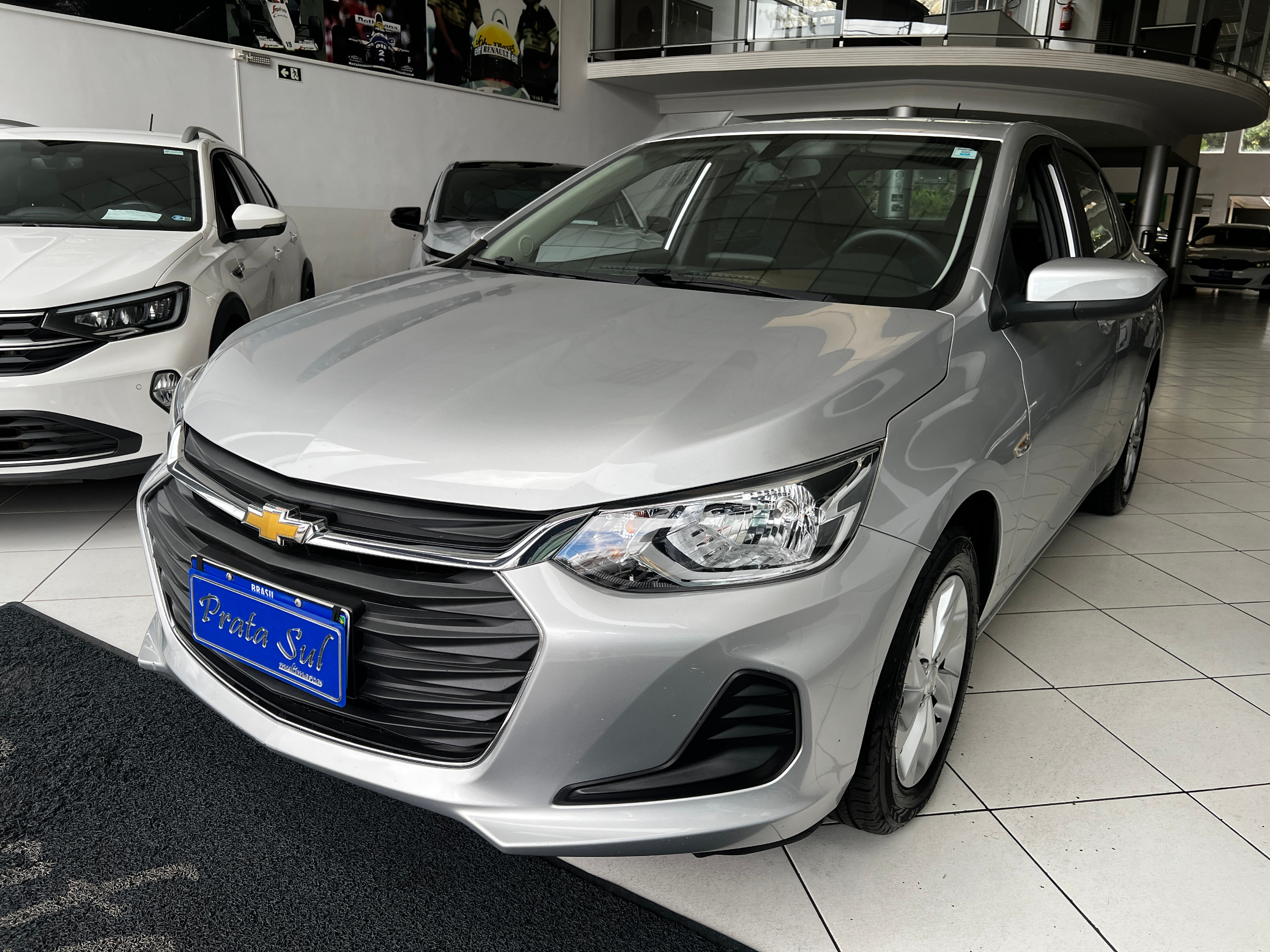 Chevrolet Onix 2023 Cinza — foto 1 de 3
