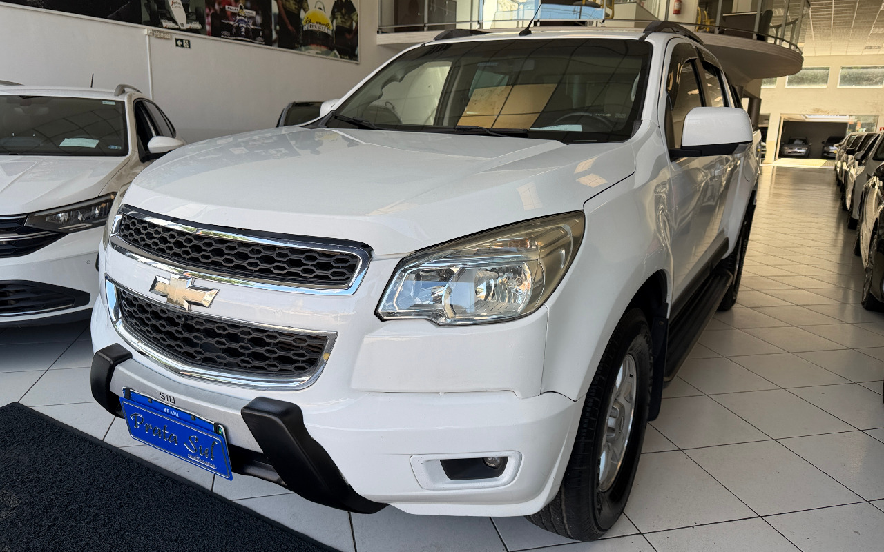 Chevrolet S10 2013 Branco — foto 1 de 3