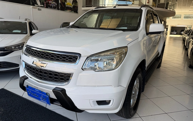 imagem-https://www.socarrao.com.br/sc-vehicle-images-prod/47996/1772907714653-MjAyNjAzMDZfMTMyMzAwNTg4X2lPUy5qcGc.jpg