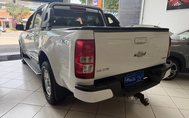 imagem-https://www.socarrao.com.br/sc-vehicle-images-prod/47996/1772907715302-MjAyNjAzMDZfMTQzNTA3MjUyX2lPUy5qcGc.jpg