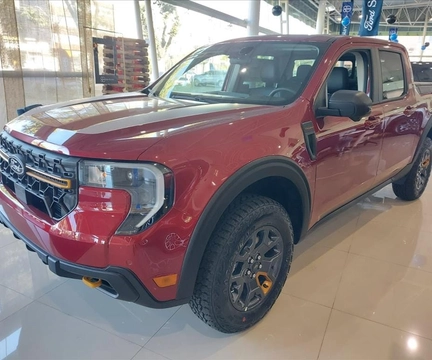 Ford Maverick 2025 Vermelho — foto 1 de 3