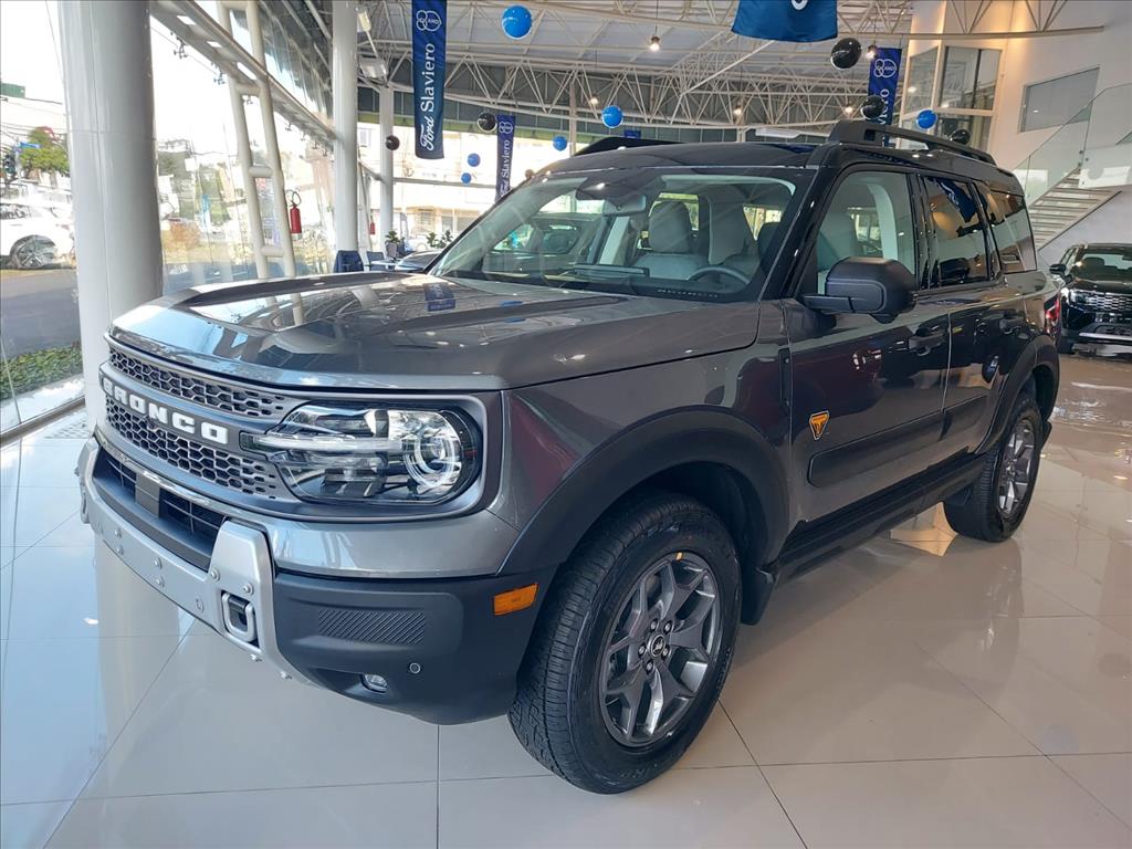 Ford Bronco Sport Badlands 2.0L TB 4WD Aut. na cor Cinza em Curitiba / PR - 4801