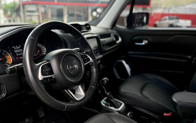 imagem-https://www.socarrao.com.br/sc-vehicle-images-prod/48023/1786649290731-7743637_10_B_0f1bce0190.jpeg
