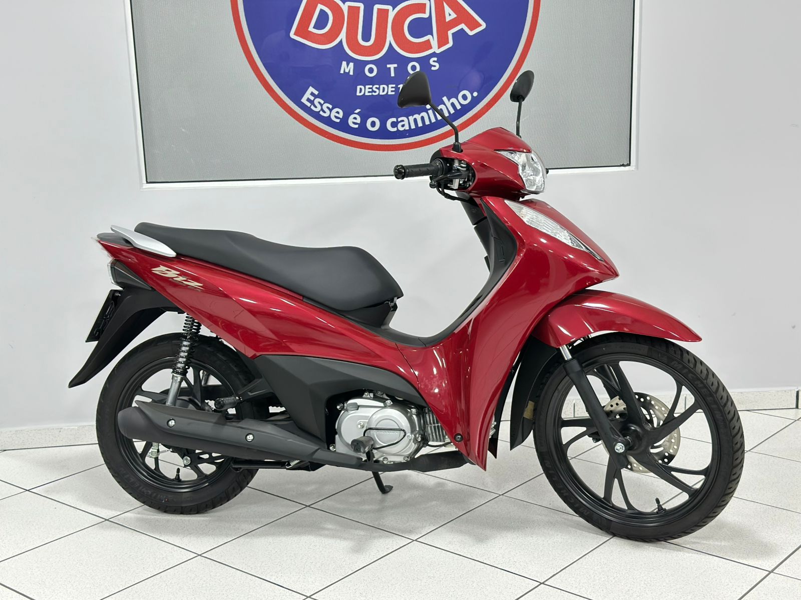 Honda BIZ 125 EX/ 125 EX FLEX  na cor Vermelho em Araucária / PR - 48172