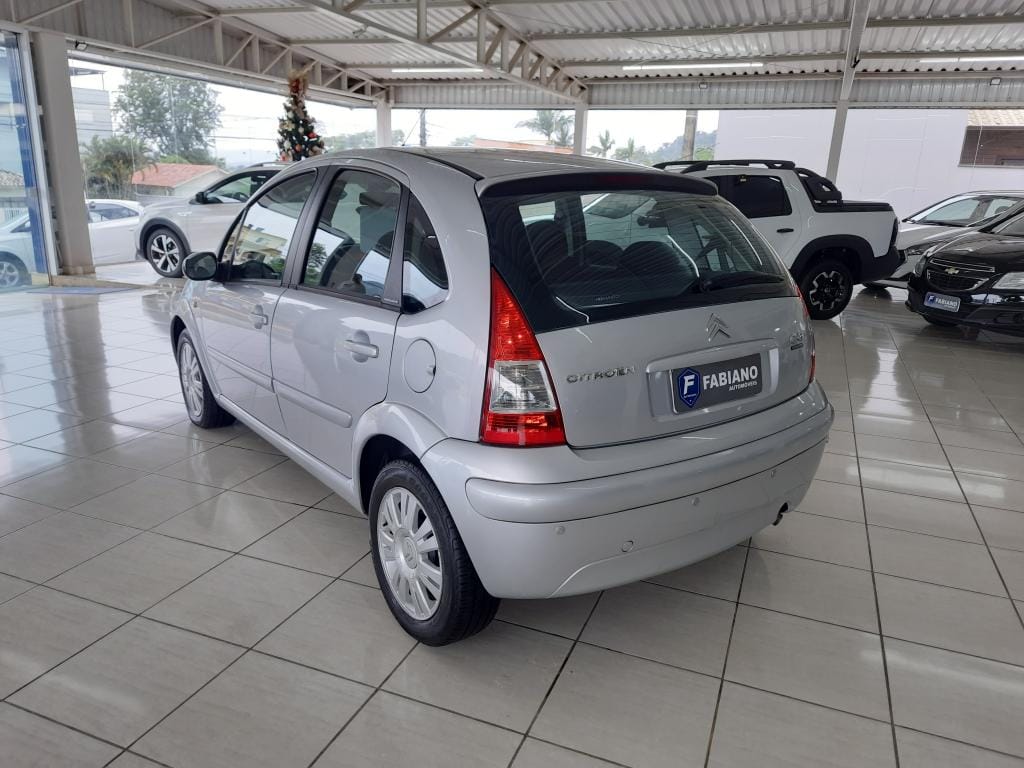 imagem-https://www.socarrao.com.br/sc-vehicle-images-prod/48306/1769988962668-5656020OR_1704217444_52_810.jpg