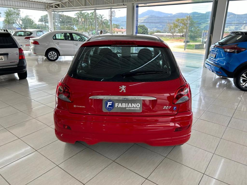 imagem-https://www.socarrao.com.br/sc-vehicle-images-prod/48314/1769988964313-6026513OR_1720114156_28_810.jpg