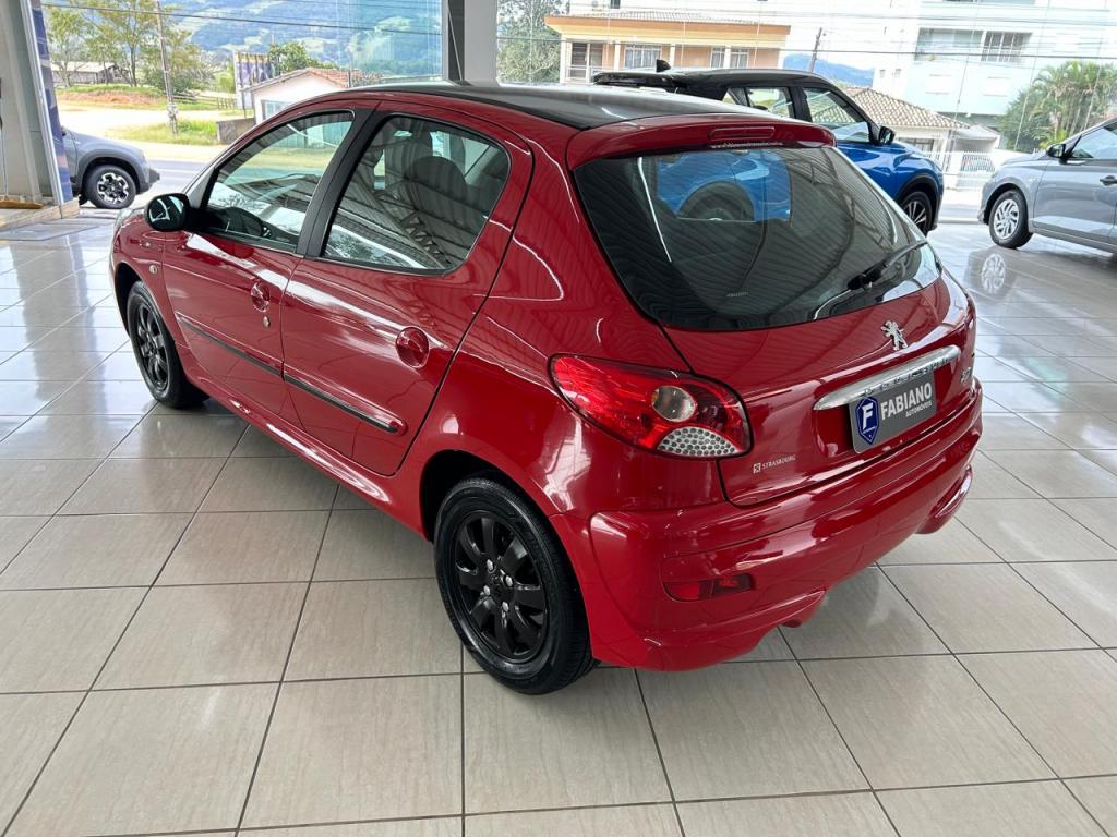 imagem-https://www.socarrao.com.br/sc-vehicle-images-prod/48314/1769988964313-6026513OR_1720114157_23_240.jpg