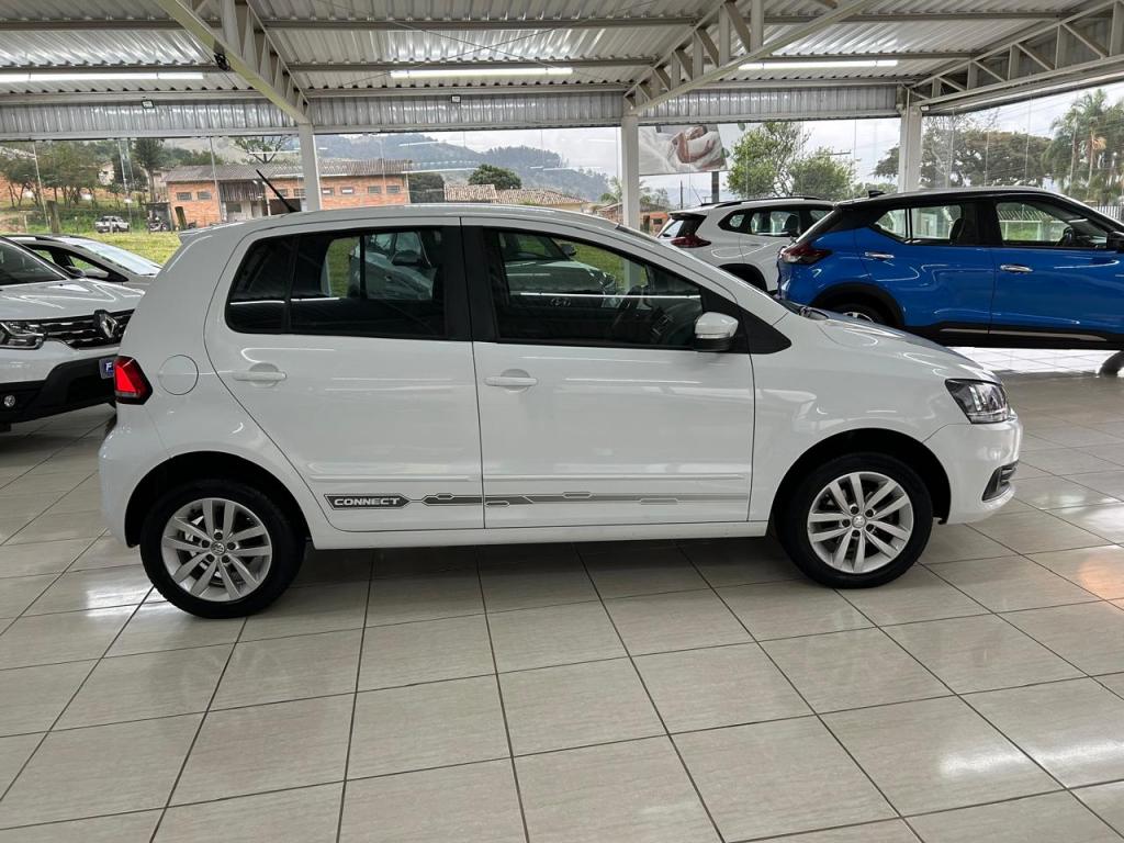 imagem-https://www.socarrao.com.br/sc-vehicle-images-prod/48319/1769988965304-6126775OR_1730394804_49_340.jpg