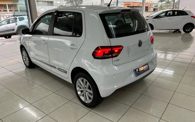 imagem-https://www.socarrao.com.br/sc-vehicle-images-prod/48319/1769988965304-6126775OR_1730394805_68_670.jpg