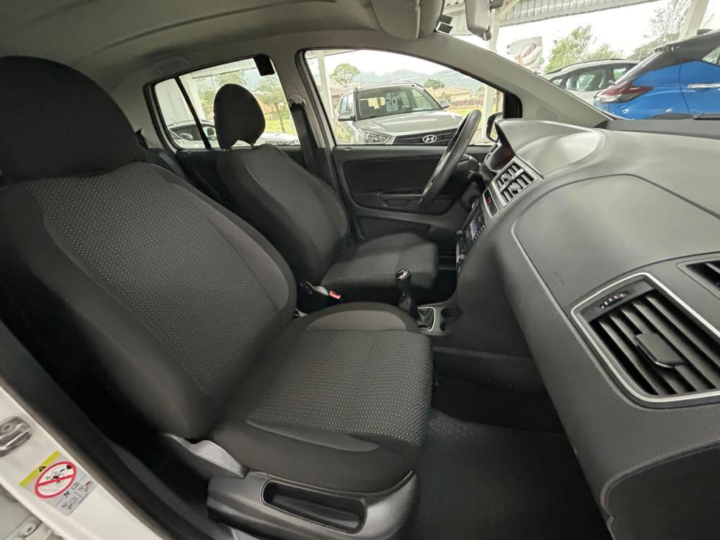 imagem-https://www.socarrao.com.br/sc-vehicle-images-prod/48319/1769988965304-6126775OR_1730394813_29_100.jpg