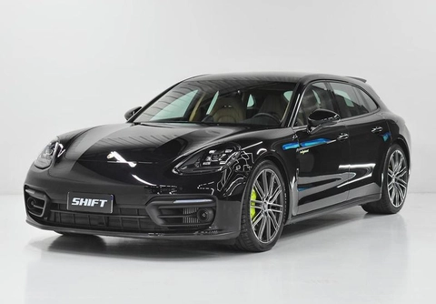 Porsche Panamera 2023 Preto — foto 1 de 3