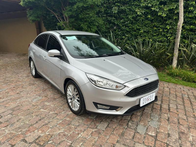 imagem-https://www.socarrao.com.br/sc-vehicle-images-prod/48675/1769988971690-7040051OR_1767990214_81_600.jpg