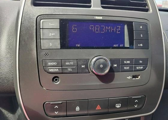 imagem-https://www.socarrao.com.br/sc-vehicle-images-prod/48733/1776168381254-renault-kwid-1.0-12v-sce-flex-zen-manual-wmimagem09562670916.jpg