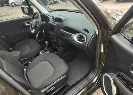 imagem-https://www.socarrao.com.br/sc-vehicle-images-prod/48746/1776167917431-jeep-renegade-1.8-16v-flex-4p-automatico-wmimagem16573735259.jpg
