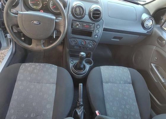 imagem-https://www.socarrao.com.br/sc-vehicle-images-prod/48759/1769988978833-6938977OR_1758740101_98_640.jpg