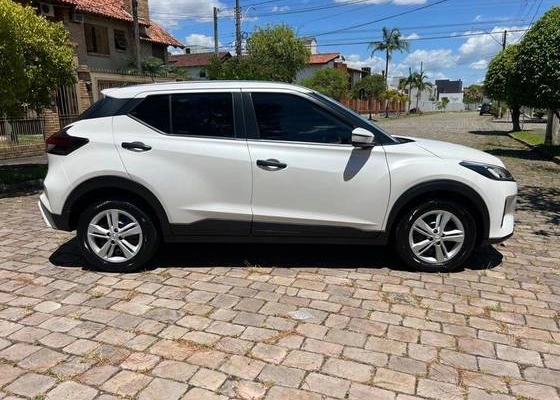 imagem-https://www.socarrao.com.br/sc-vehicle-images-prod/48779/1776167120019-nissan-kicks-1.6-16v-flexstart-sense-xtronic-wmimagem1011275132.jpg