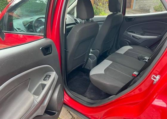 imagem-https://www.socarrao.com.br/sc-vehicle-images-prod/48781/1776166967231-ford-ecosport-1.6-se-16v-flex-4p-powershift-wmimagem10122591882.jpg