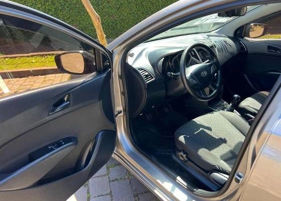 imagem-https://www.socarrao.com.br/sc-vehicle-images-prod/48782/1776166872788-hyundai-hb20-1.0-unique-12v-flex-4p-manual-wmimagem09291950230.jpg