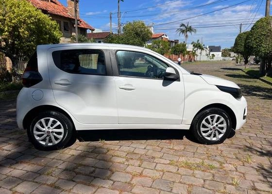 imagem-https://www.socarrao.com.br/sc-vehicle-images-prod/48795/1776166466132-fiat-mobi-1.0-evo-flex-like.-manual-wmimagem09303570043.jpg