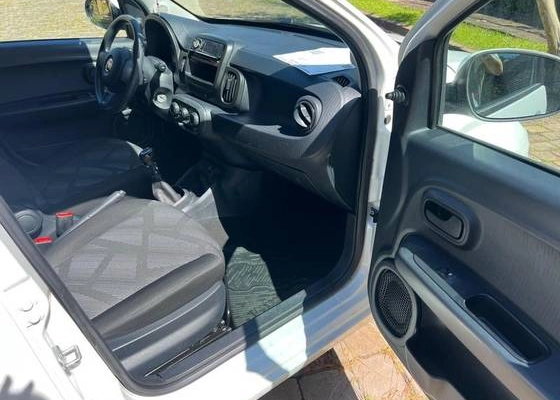 imagem-https://www.socarrao.com.br/sc-vehicle-images-prod/48795/1776166466142-fiat-mobi-1.0-evo-flex-like.-manual-wmimagem09304273420.jpg