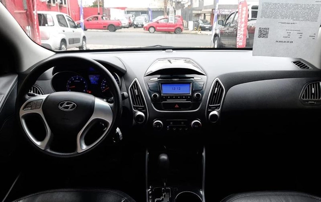 imagem-https://www.socarrao.com.br/sc-vehicle-images-prod/48842/1789563226112-6278823_15_B_2f0c94eda3.jpeg