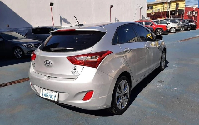 imagem-https://www.socarrao.com.br/sc-vehicle-images-prod/48843/1789648394640-6313410_3_B_0c24205a91.jpeg