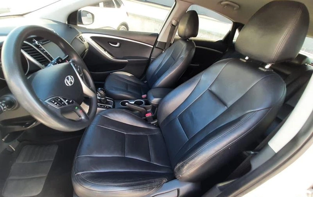 imagem-https://www.socarrao.com.br/sc-vehicle-images-prod/48843/1789648394651-6313410_6_B_5eca248a3f.jpeg