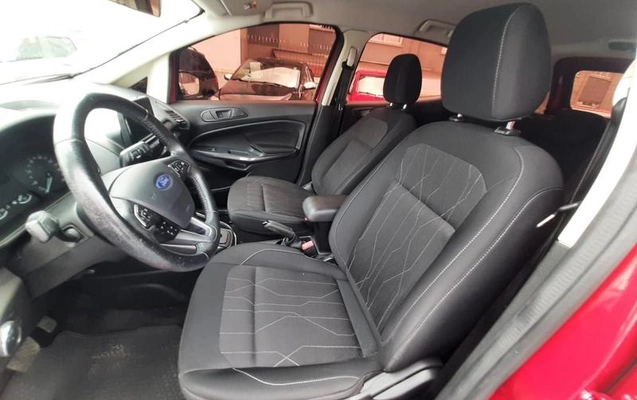 imagem-https://www.socarrao.com.br/sc-vehicle-images-prod/48848/1788982551136-6422913_13_B_2b1f3ba124.jpeg