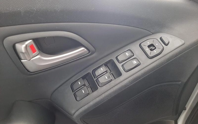imagem-https://www.socarrao.com.br/sc-vehicle-images-prod/48853/1789583808163-6540454_18_B_6213d47ed9.jpeg