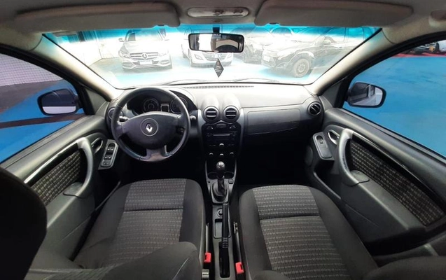 imagem-https://www.socarrao.com.br/sc-vehicle-images-prod/48854/1789402016276-6666669_6_B_1f7be43e59.jpeg