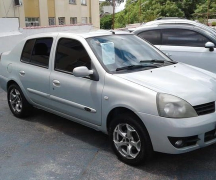 Renault Clio 2009 Prata — foto 1 de 3