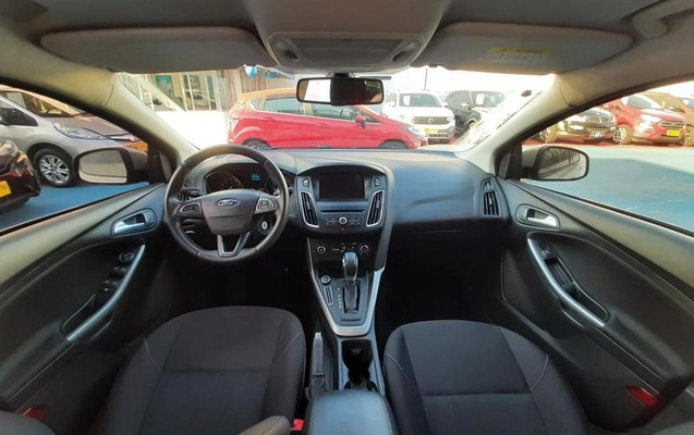 imagem-https://www.socarrao.com.br/sc-vehicle-images-prod/48858/1788982625099-6920082_12_B_68c8482c7c.jpeg