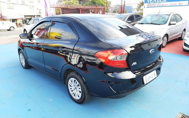 imagem-https://www.socarrao.com.br/sc-vehicle-images-prod/48865/1789674484858-7046999_7_B_d6bf216b1d.jpeg