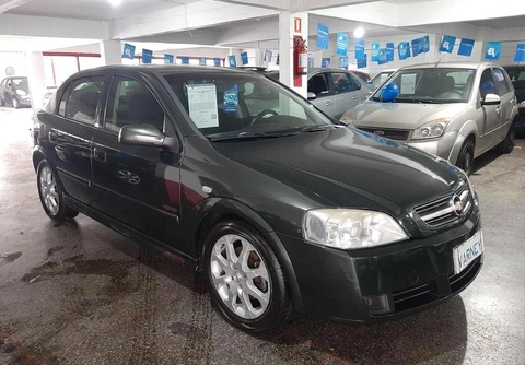 Chevrolet Astra 2010 Verde — foto 1 de 3