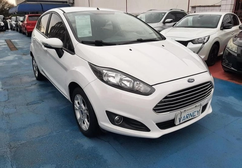 Ford Fiesta 2017 Branco — foto 1 de 3