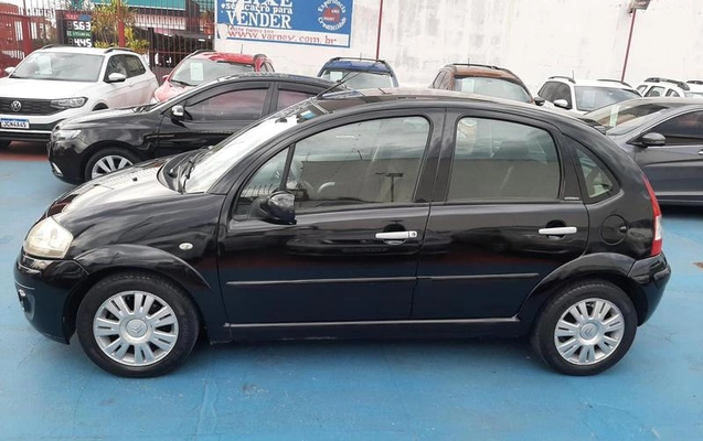 imagem-https://www.socarrao.com.br/sc-vehicle-images-prod/48875/1788982360032-7246050_3_B_f3cf291839.jpeg