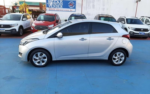 imagem-https://www.socarrao.com.br/sc-vehicle-images-prod/48877/1789146893695-7259754_4_B_7f54cb9ebf.jpeg