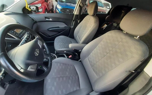 imagem-https://www.socarrao.com.br/sc-vehicle-images-prod/48877/1789146893717-7259754_12_B_89fea0c97f.jpeg