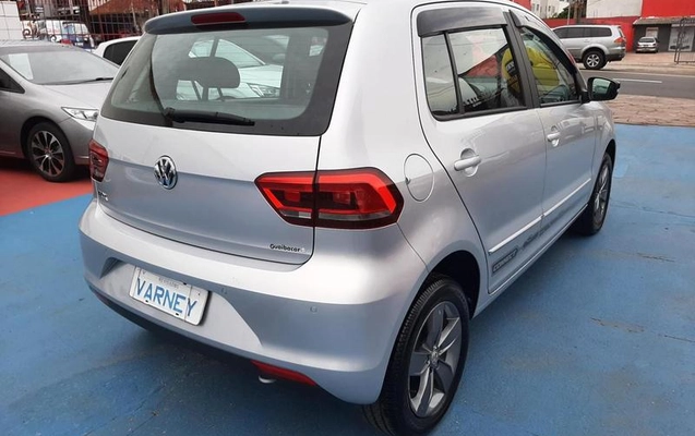 imagem-https://www.socarrao.com.br/sc-vehicle-images-prod/48879/1789402027438-7337331_6_B_824bdf2109.jpeg