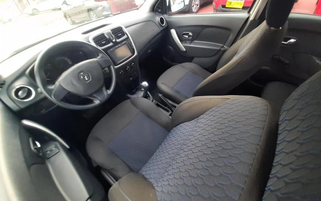 imagem-https://www.socarrao.com.br/sc-vehicle-images-prod/48884/1788983332525-7371965_11_B_837e6dfe01.jpeg