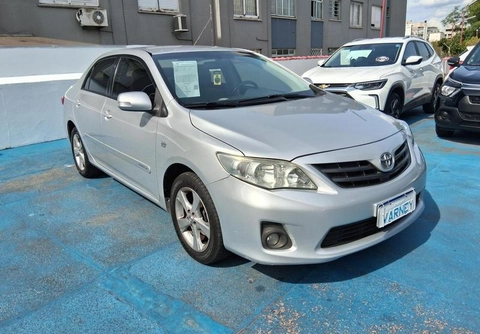 Toyota Corolla 2013 Prata — foto 1 de 3