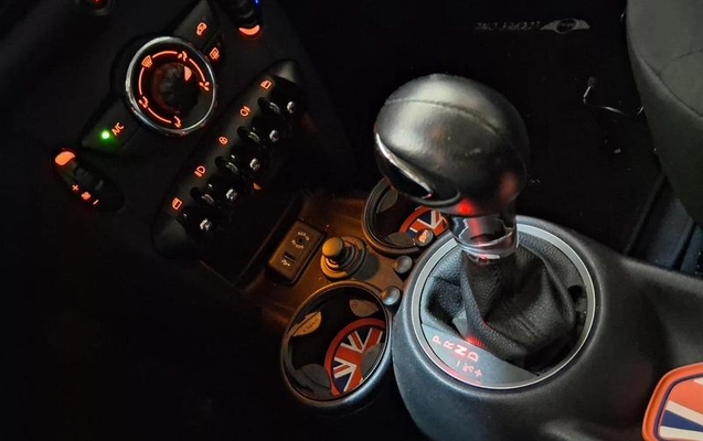 imagem-https://www.socarrao.com.br/sc-vehicle-images-prod/48911/1788982999490-7637926_14_B_6a47720005.jpeg