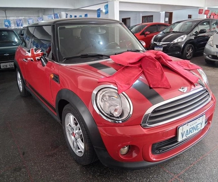 Mini ONE 1.6 Aut. 2013 Vermelho — foto 1 de 3