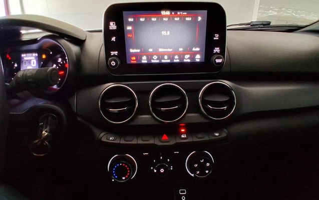 imagem-https://www.socarrao.com.br/sc-vehicle-images-prod/48915/1788982186755-7699144_9_B_0b11b59b90.jpeg