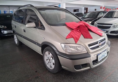 Chevrolet Zafira 2010 Bege — foto 1 de 3
