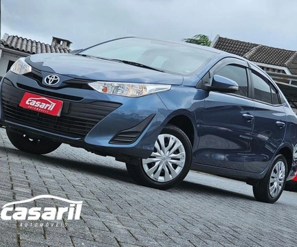 Toyota Yaris 2021 Azul — foto 1 de 3