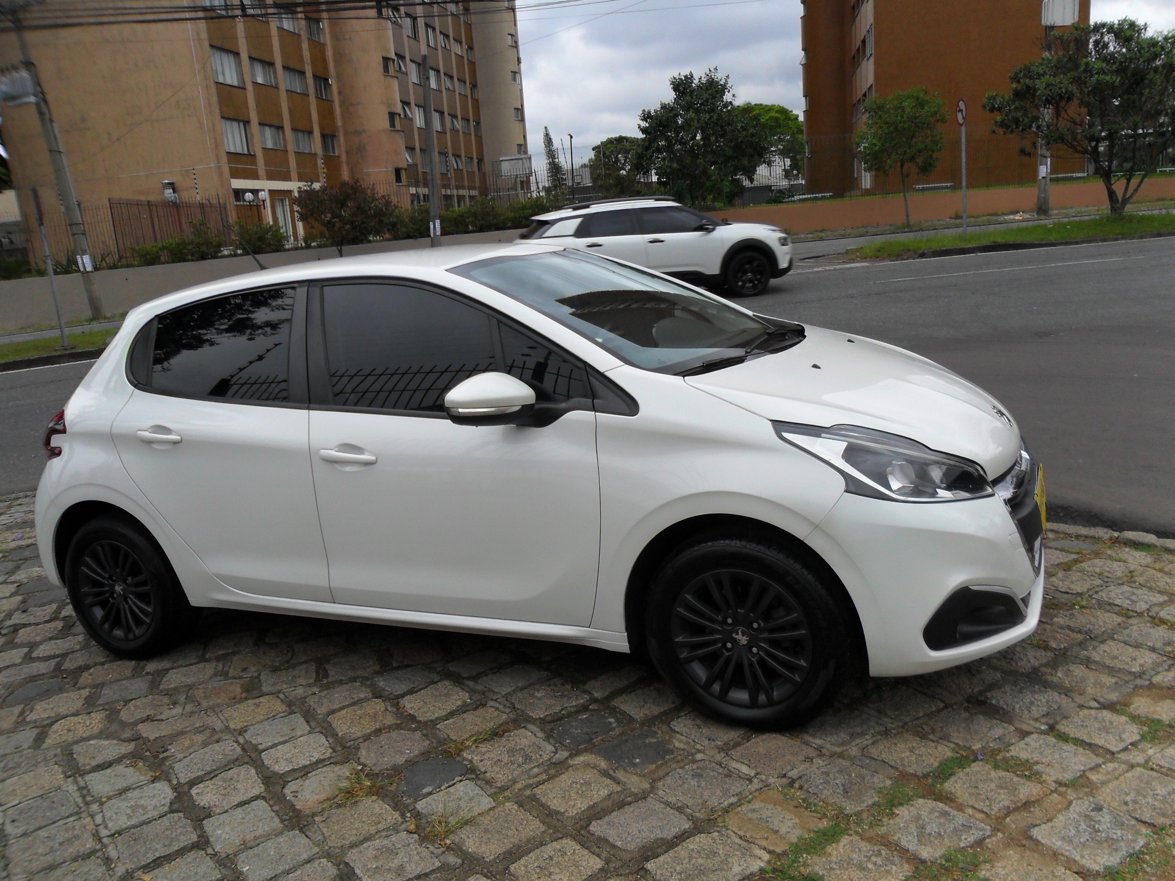 imagem-https://www.socarrao.com.br/sc-vehicle-images-prod/48962/1769988979792-7010967OR_1761570226_93_840.jpg