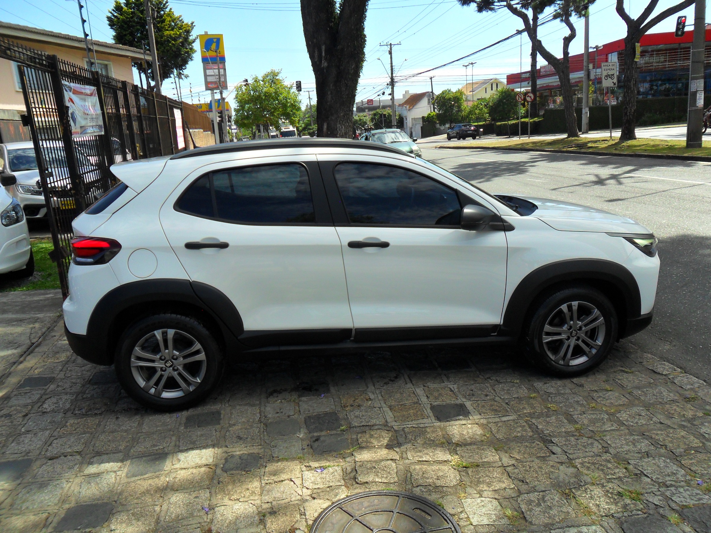 imagem-https://www.socarrao.com.br/sc-vehicle-images-prod/48967/1769988981297-7180453OR_1766411722_47_770.jpg